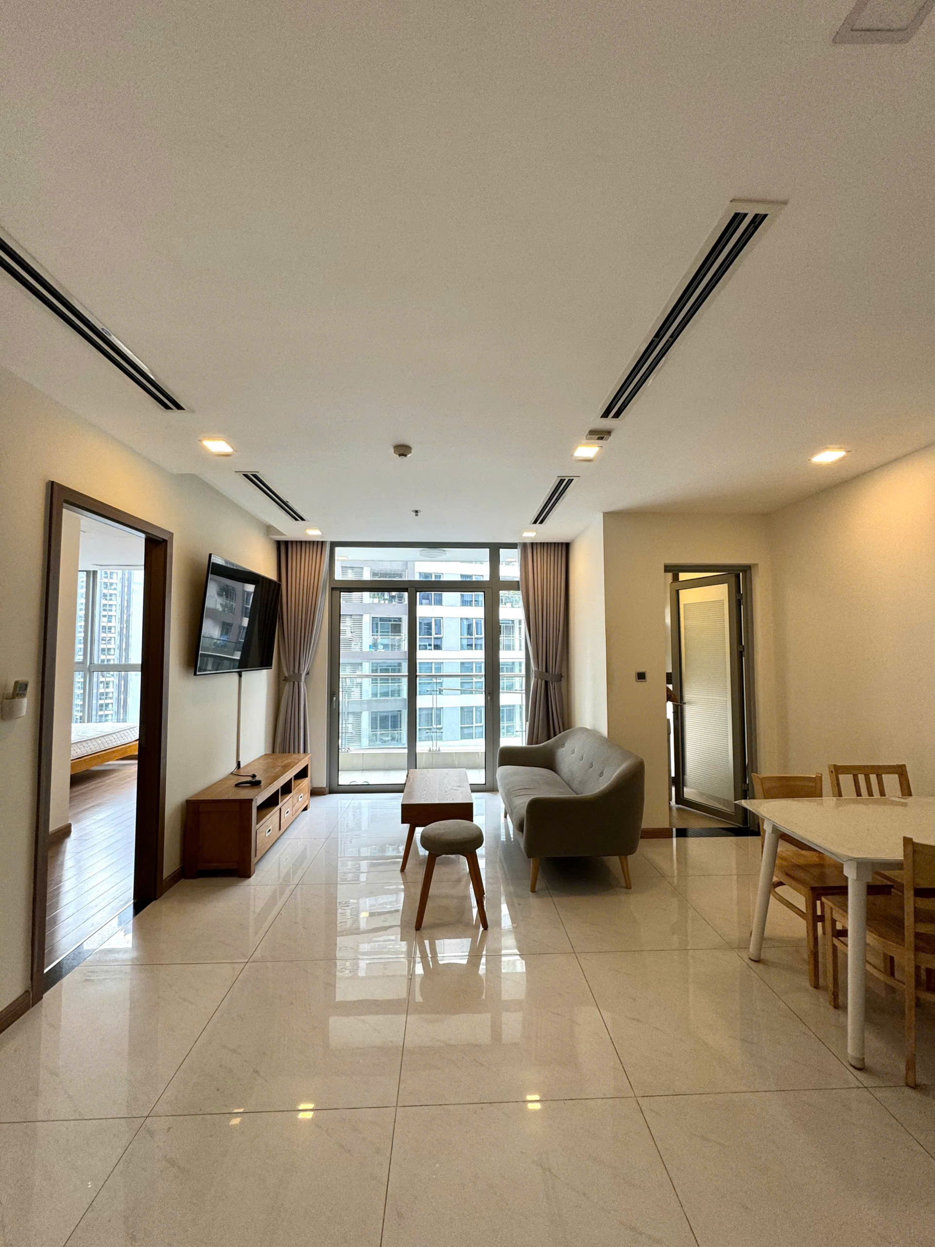 Vinhomes-Central-park-Park-1-2pn-P1-33.03-gia-thue-24tr-net-6