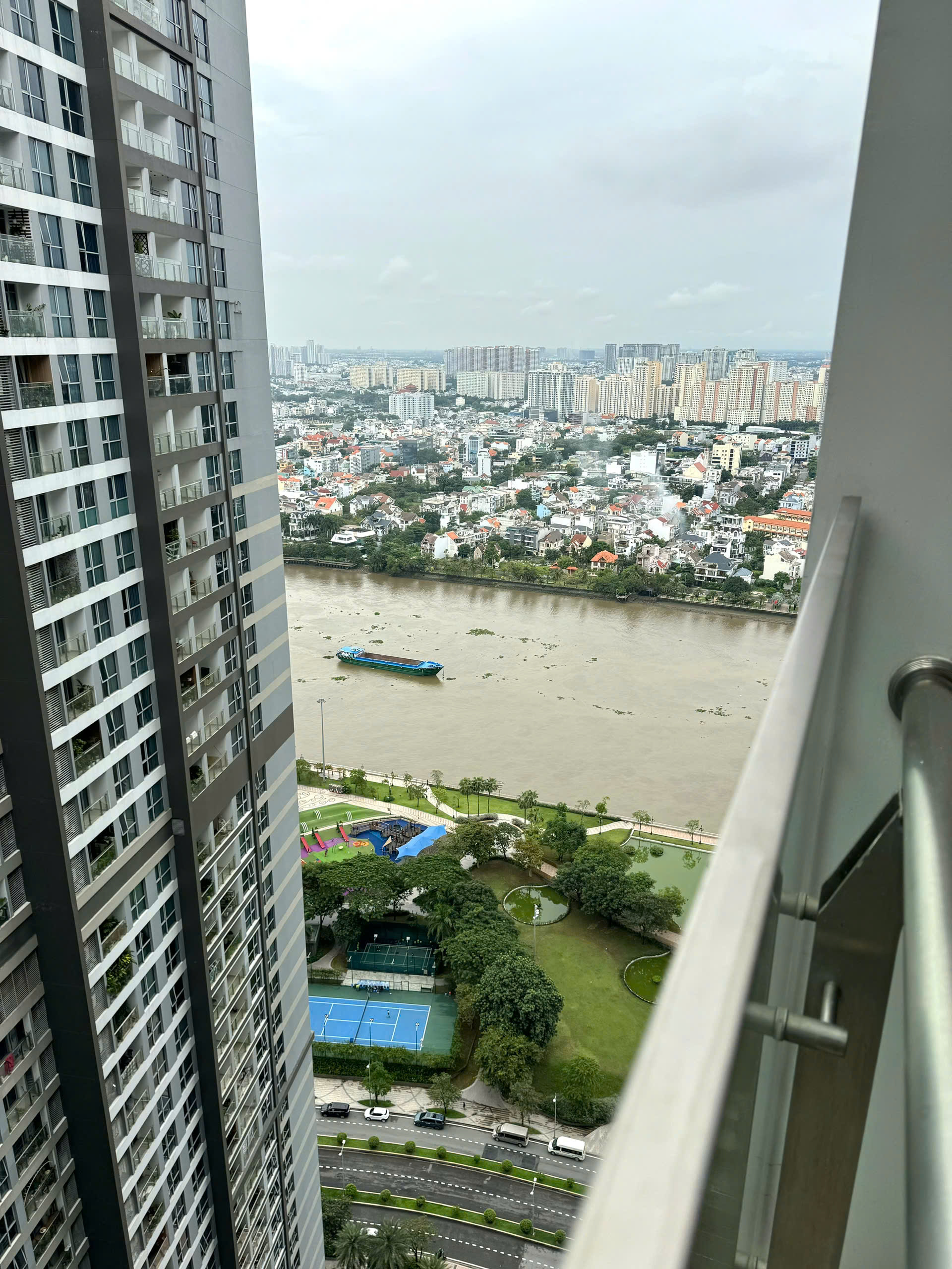 Vinhomes-Central-park-Park-1-2pn-P1-33.03-gia-thue-24tr-net-7