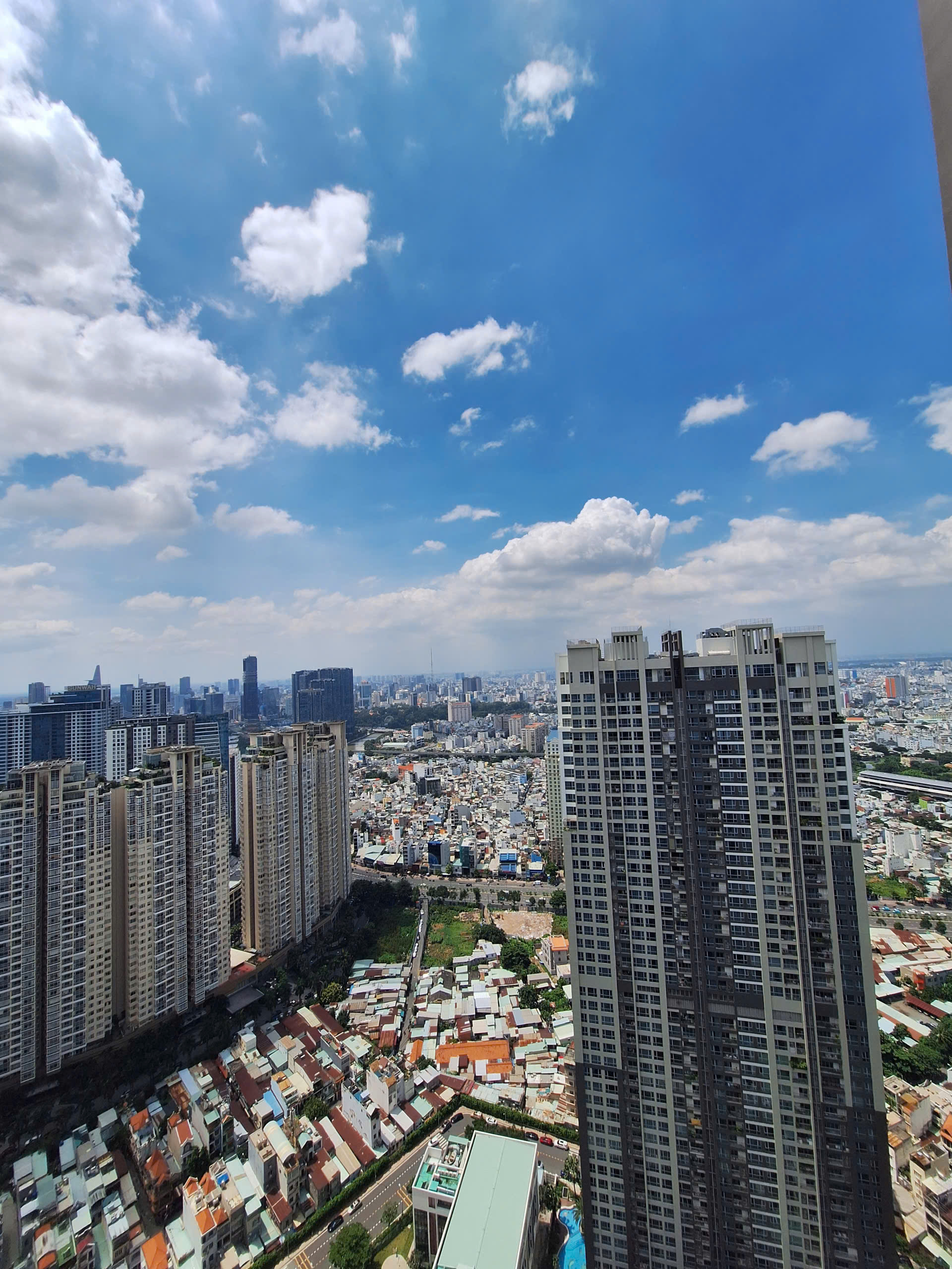 Vinhomes-Central-Park-park-6-3