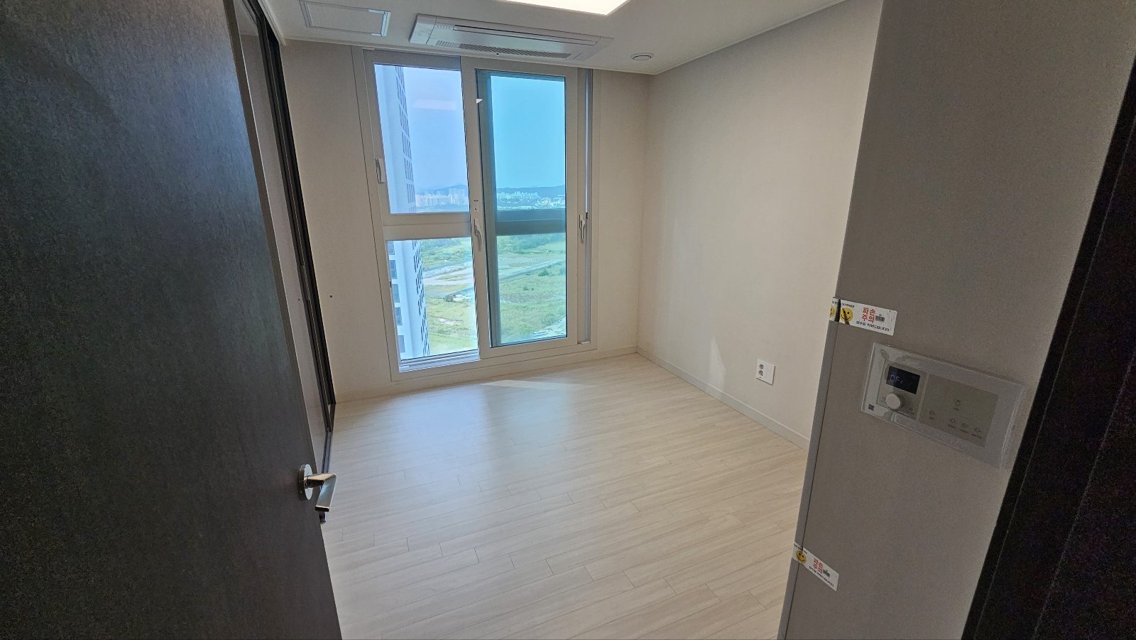 KakaoTalk_20251027_174809784_02