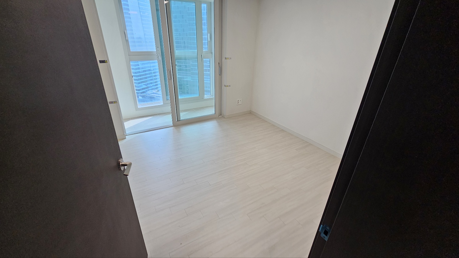 KakaoTalk_20251027_174809784_04