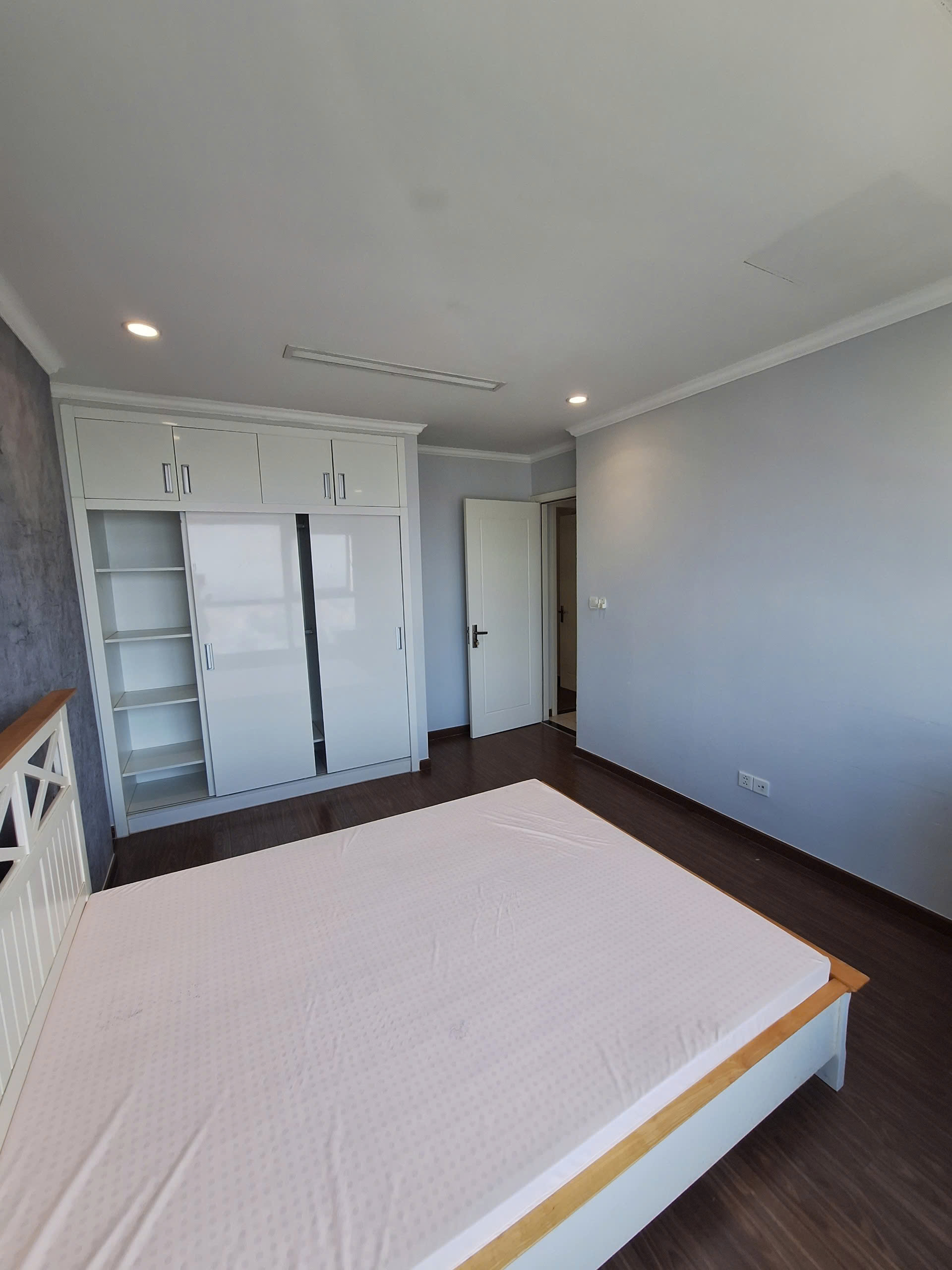 z7218658134346_2ba69f7d3f780a5692b92f4d83fd9e3d