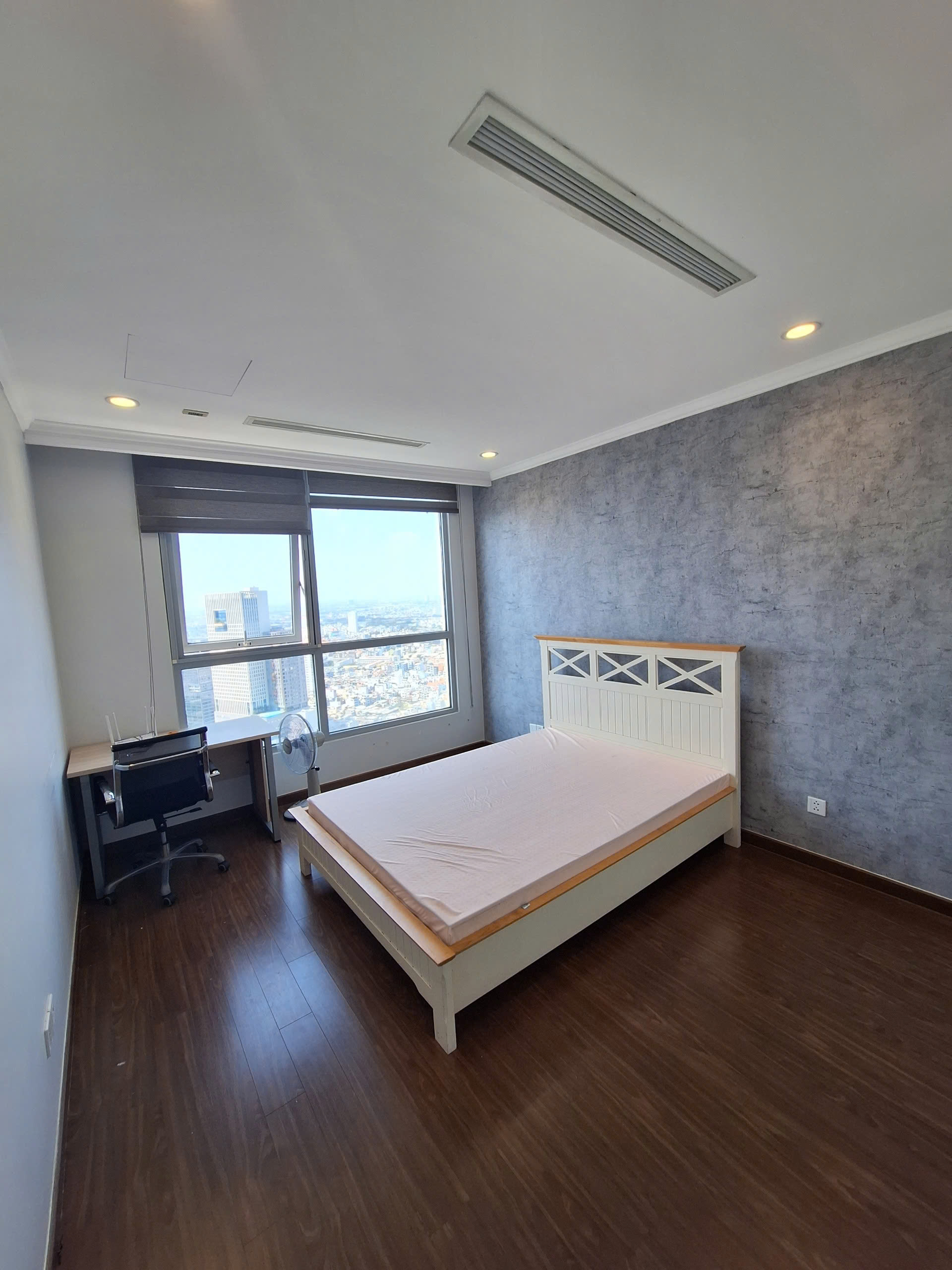 z7218658162604_264c95ebad9ddc69a46ea6733586c327