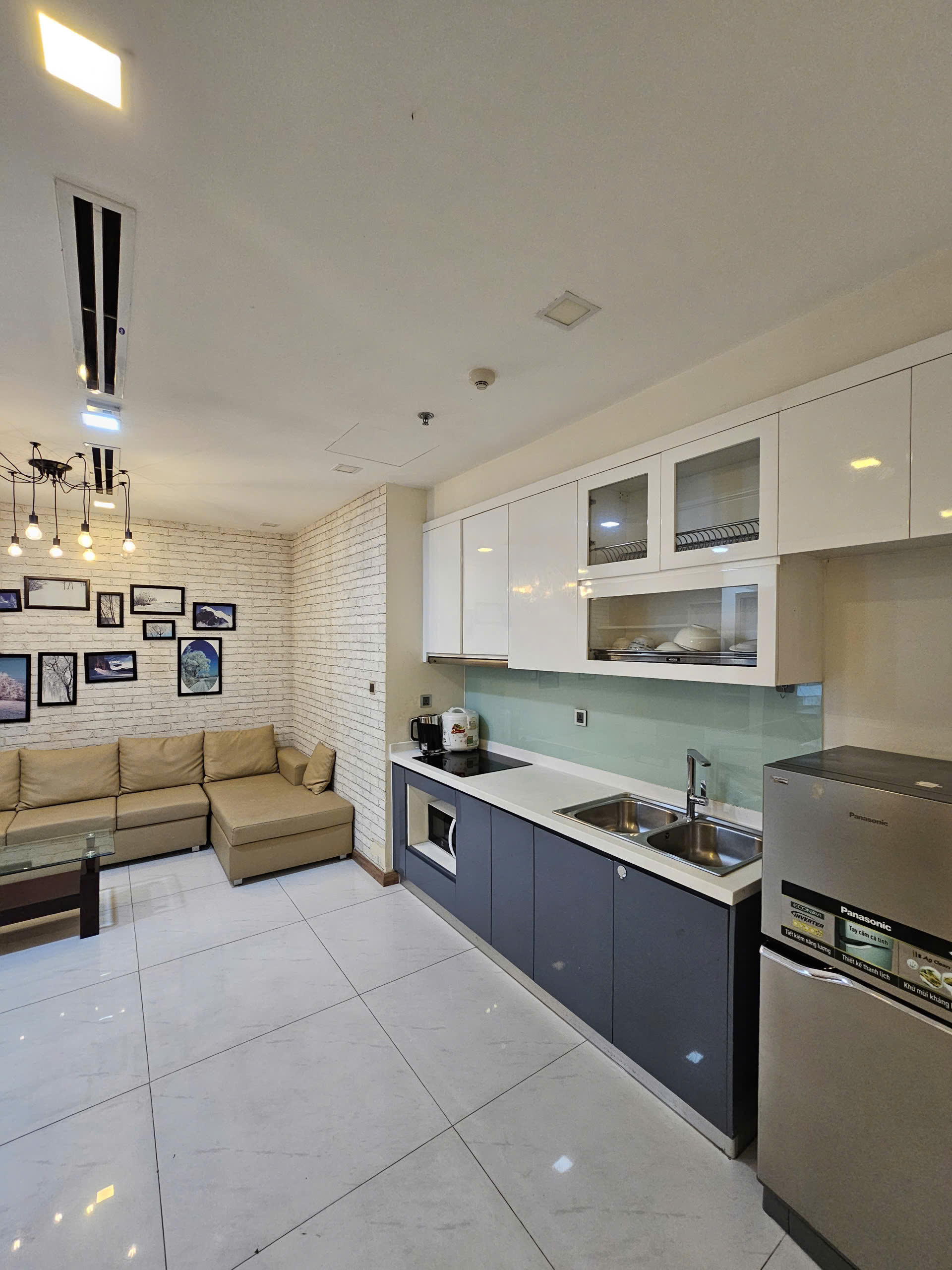 z7328059275201_8243c350a2095db39d6da41fbc5ce85b