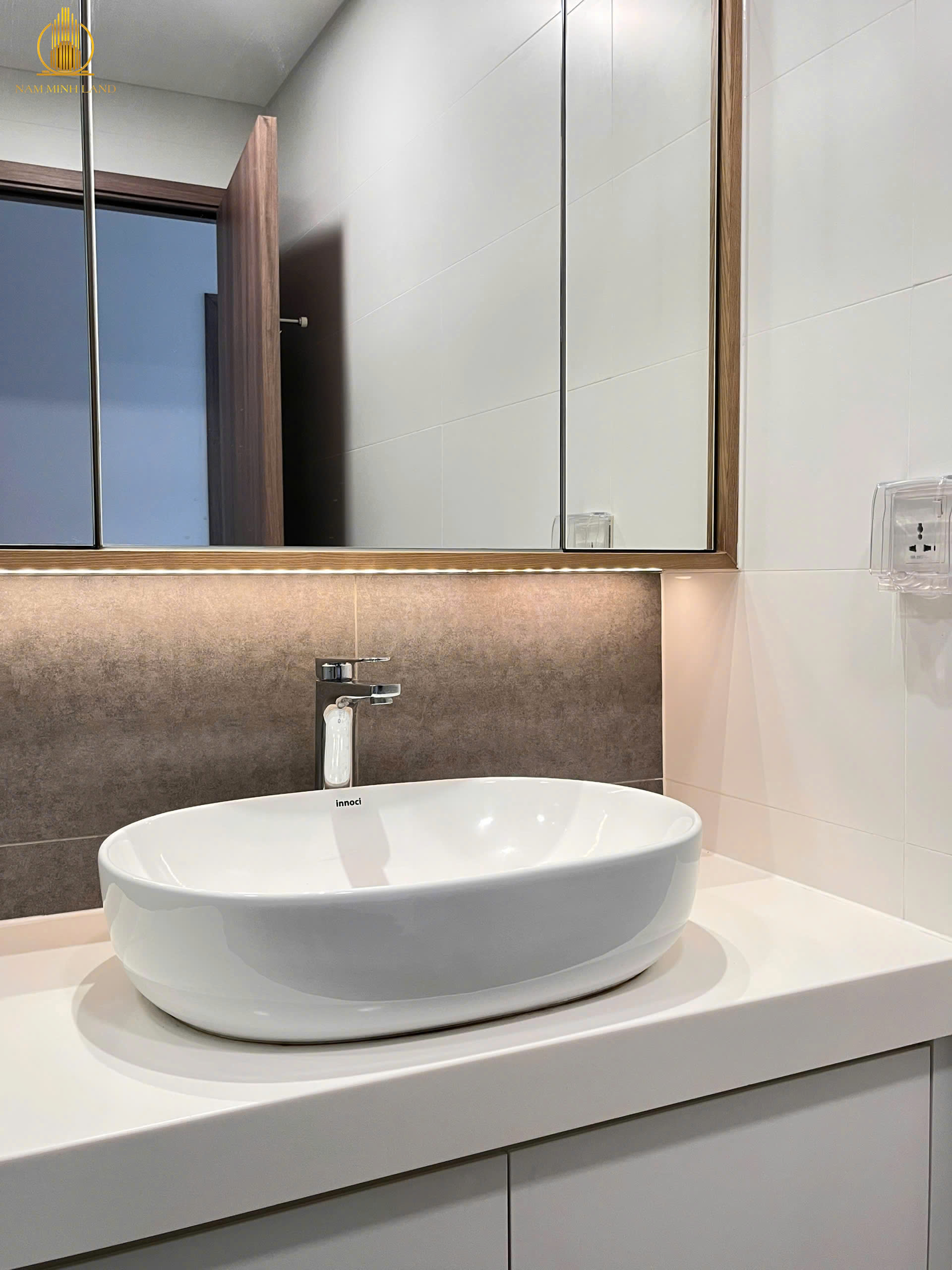 z7370142176230_0b87725010b809bc7b86da4a19960734