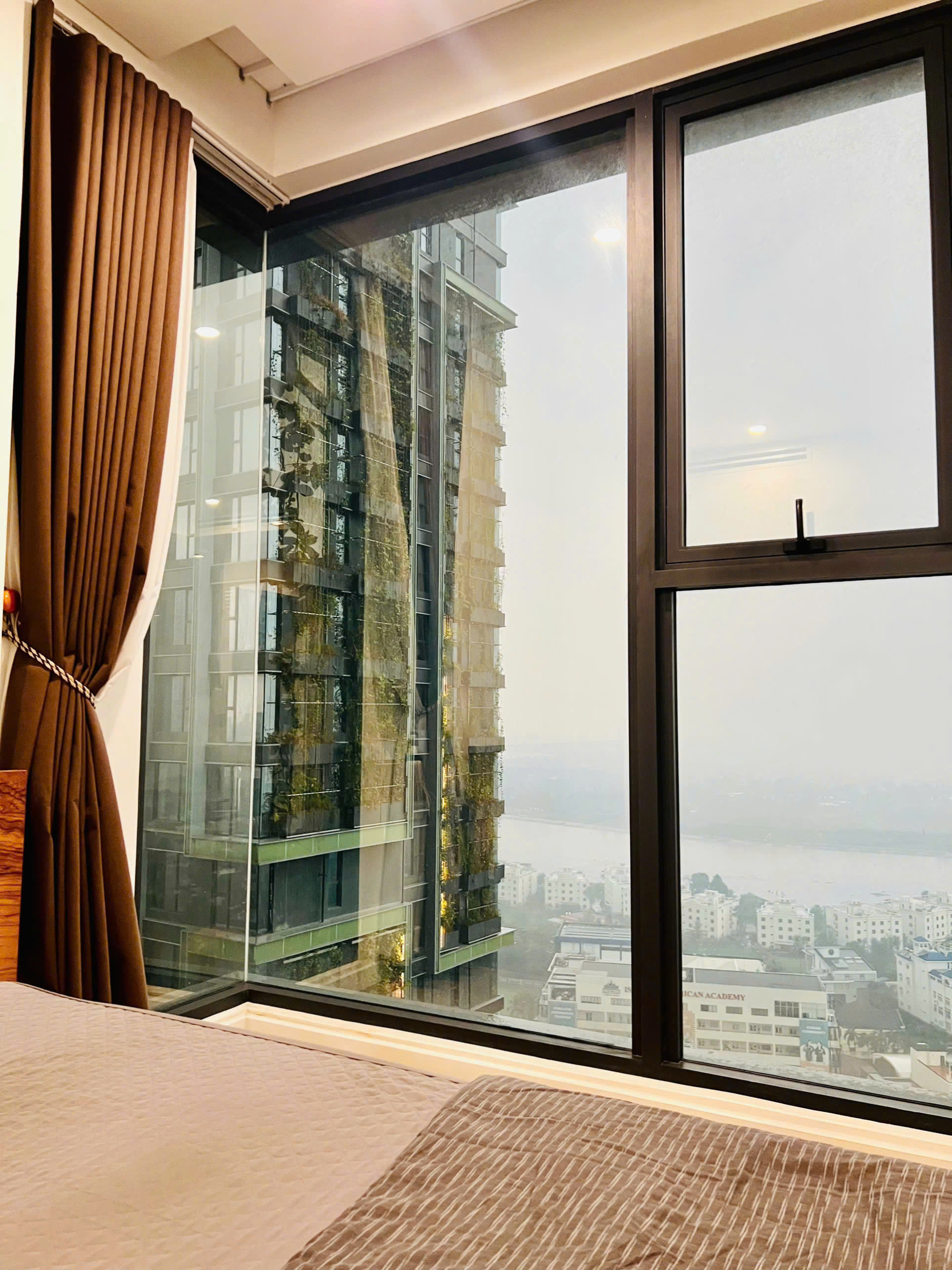 z7370506993800_68bf9e27f225923621dfdcd447c0bdb6