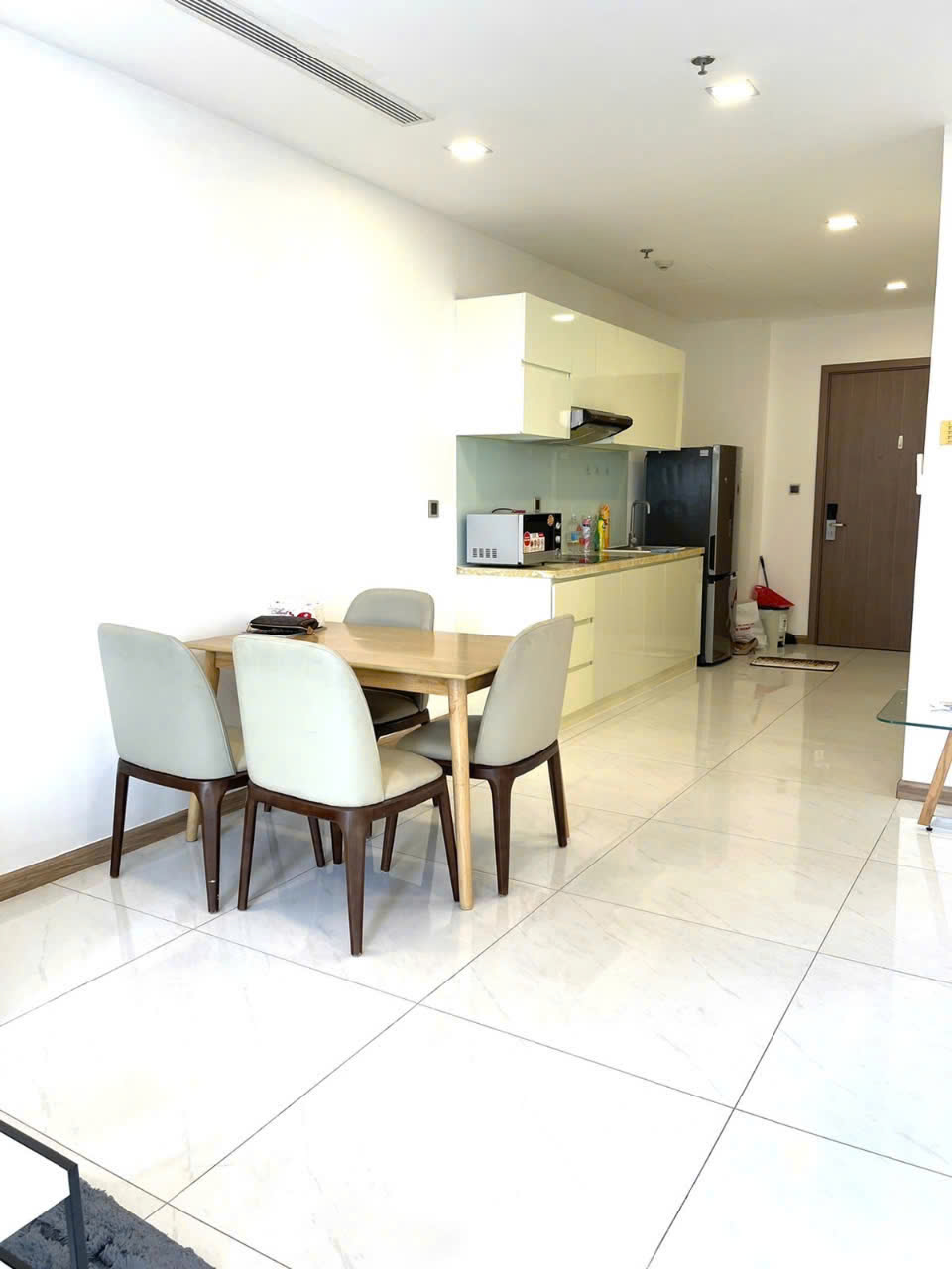 CHO THUÊ CĂN HỘ 1 PHÒNG NGỦ – VINHOMES CENTRAL PARK
