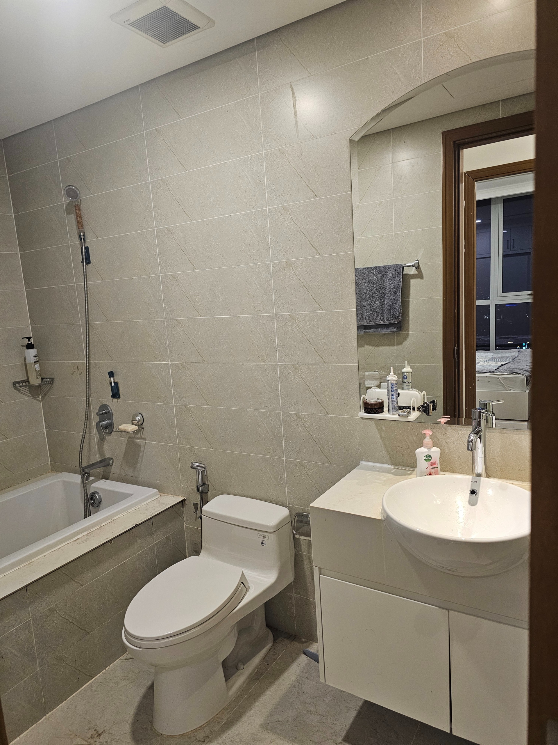 z7401769113723_1692a21987f7820380d4832aeb4e669f