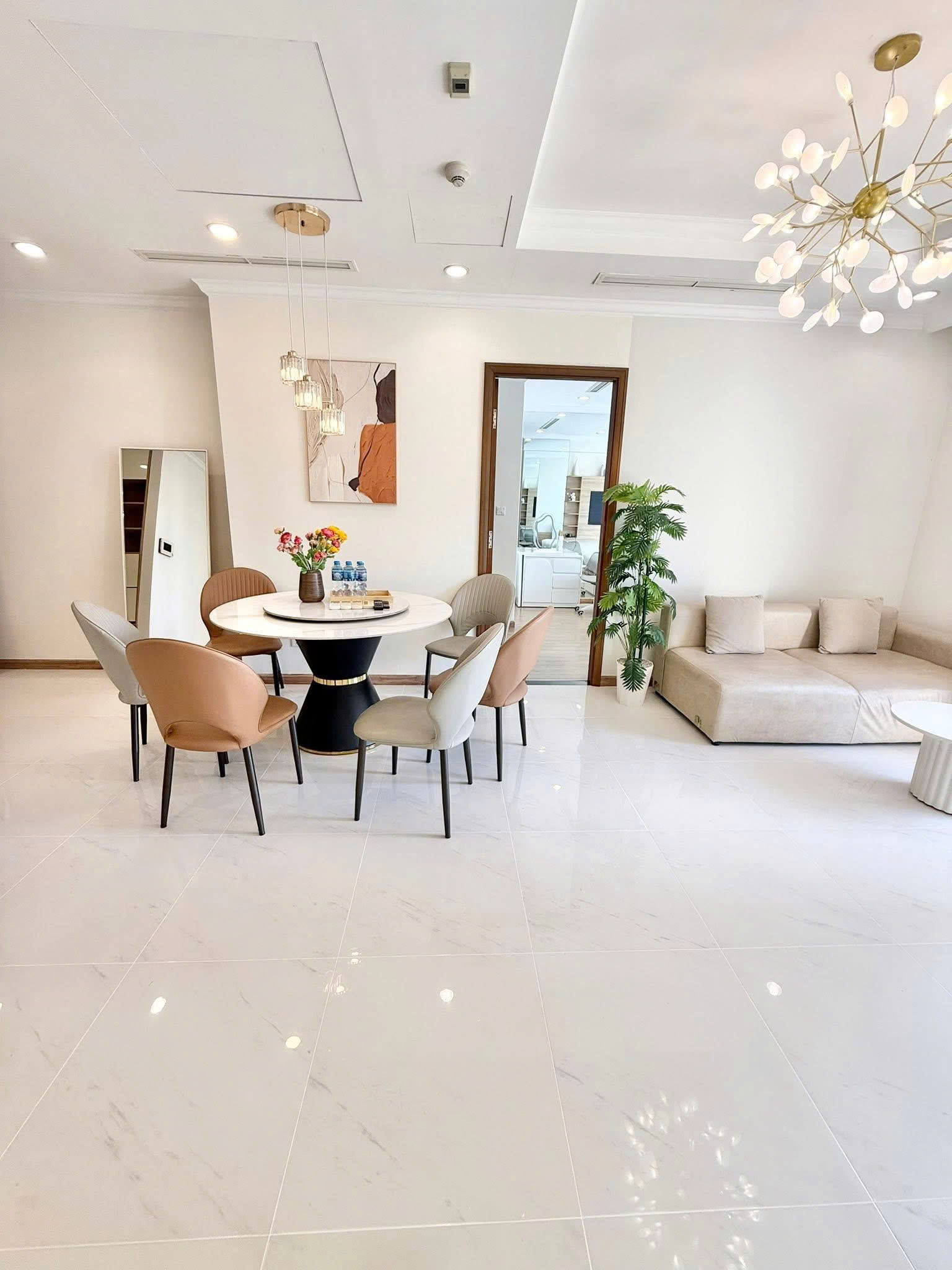 z7405845519444_91067503133c88e42b7661caaa7abe11