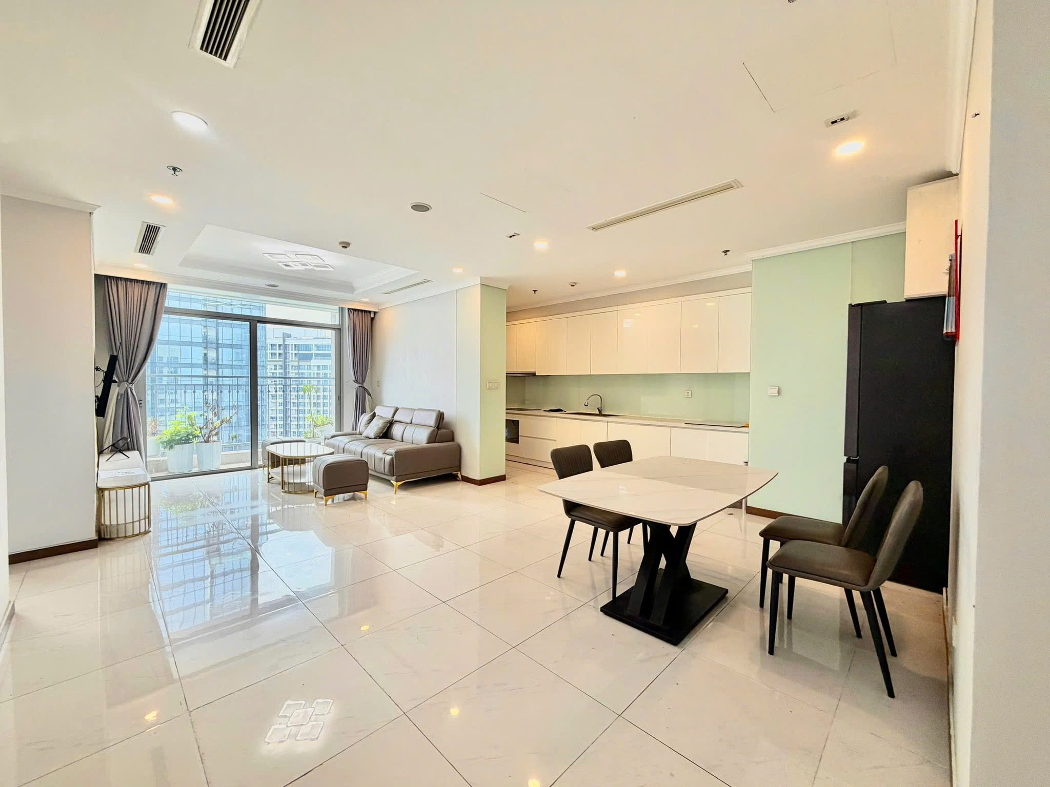 z7405851365835_5d424aa3ae72160e114215cec3e28f2f