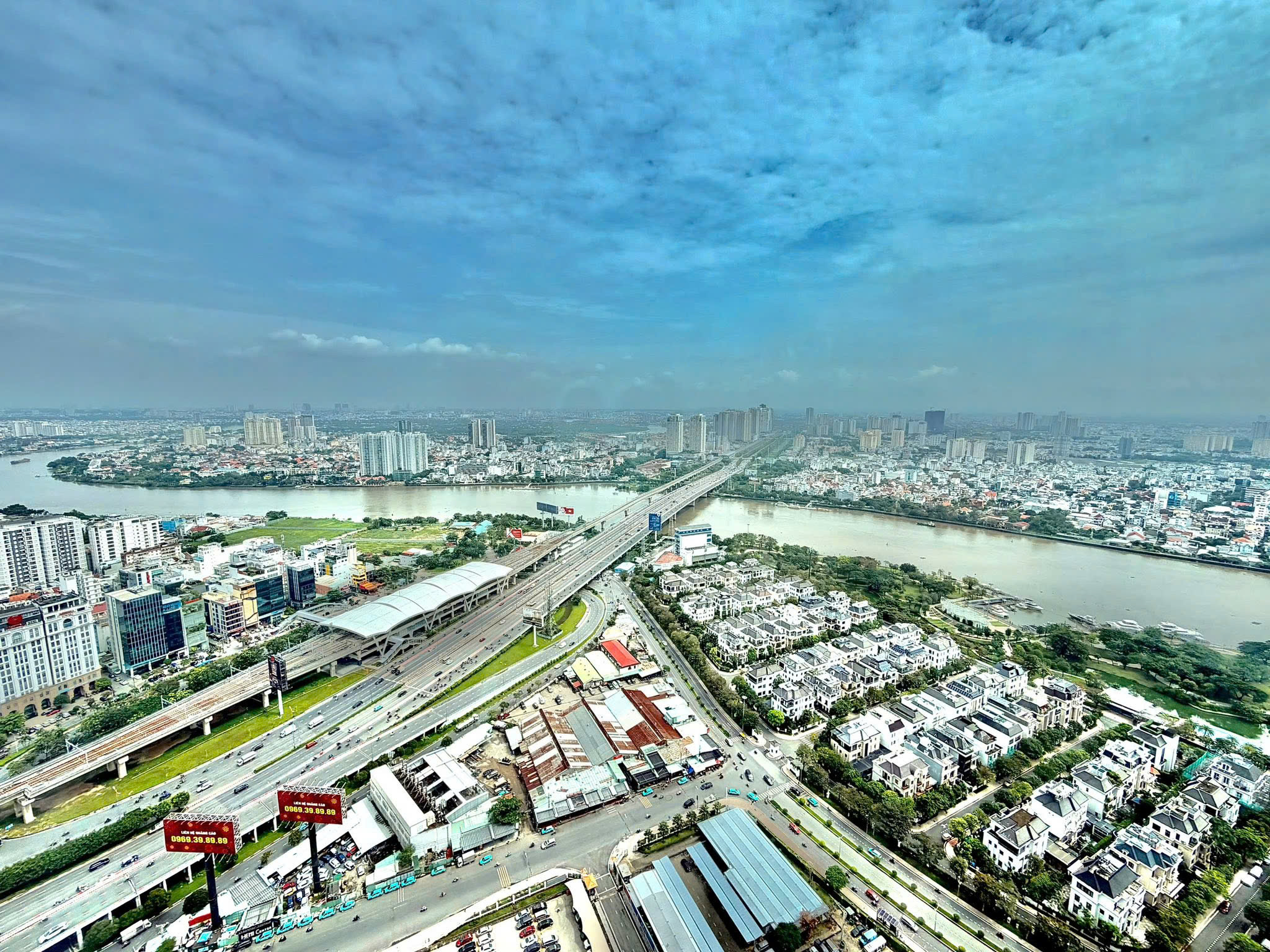 z7405851526664_65d768f6b10c0c4945669f4431fc82c2