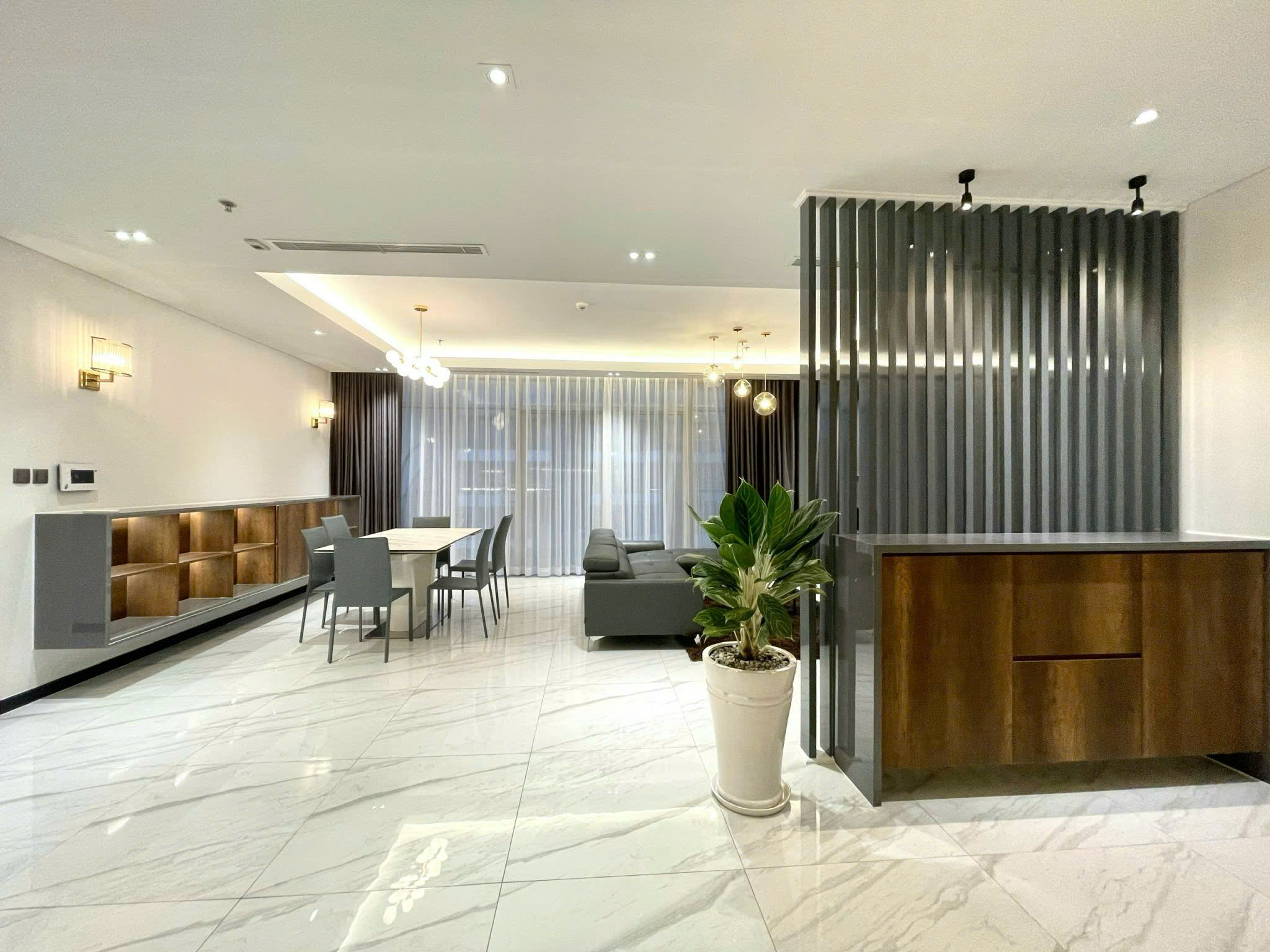 z7412591851276_e4bc44e563dd03f3e7a46e4507ea1d99