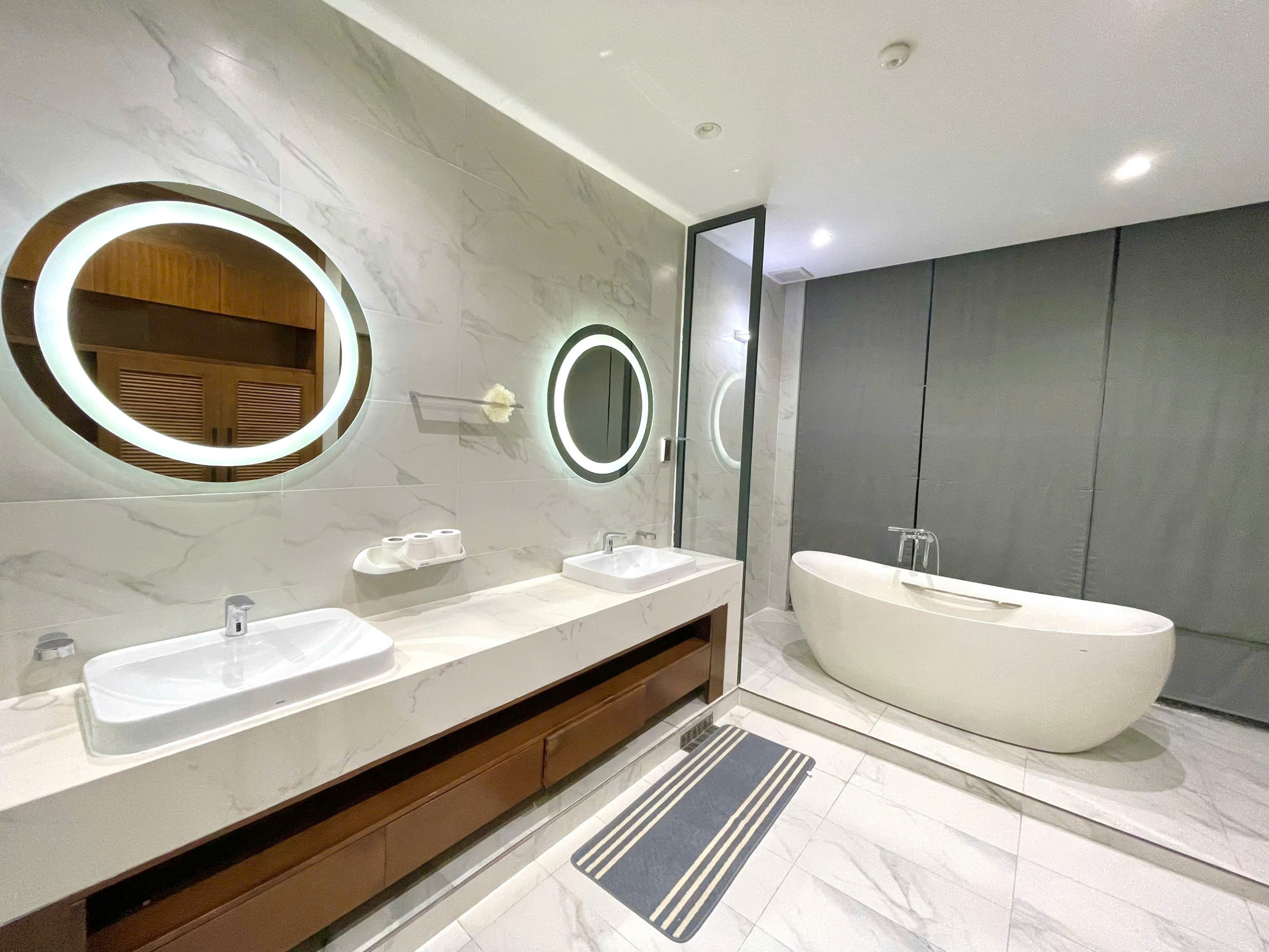 z7412592795604_e730810340d784016ba44754d19952d4