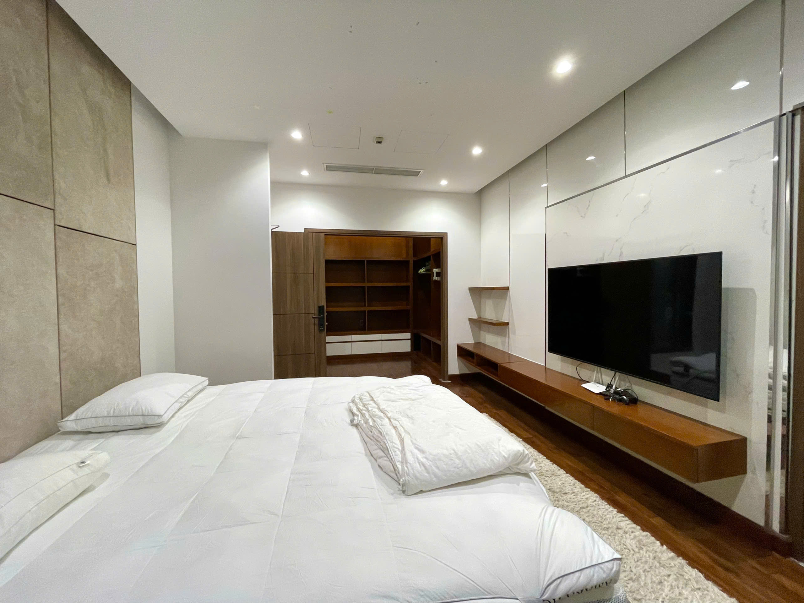 z7412592801751_1d6af7b04f9b24cf6bfe0f45b13c0939