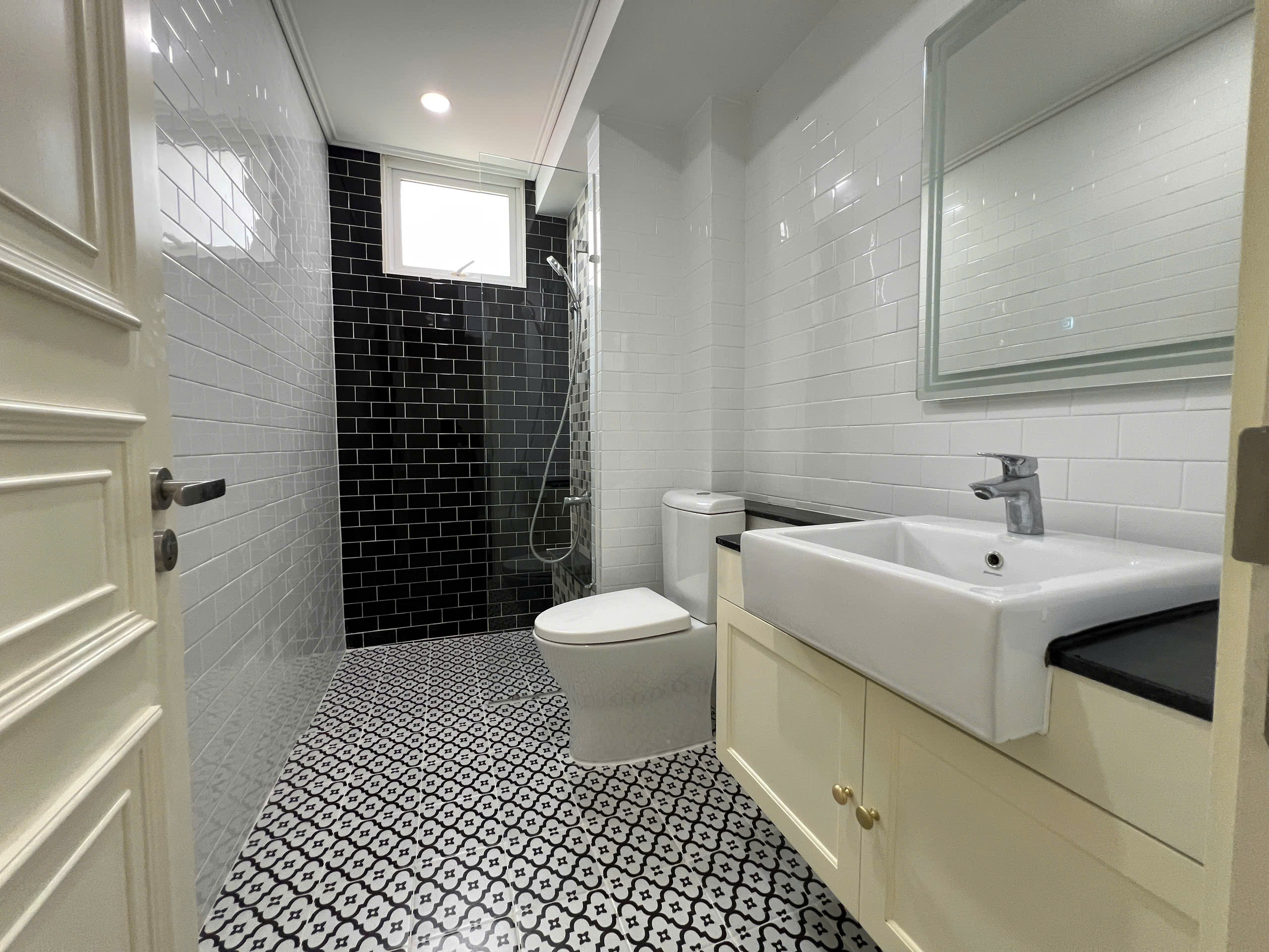 z7421907619927_a3dec285980183153c090f8810c4c56f