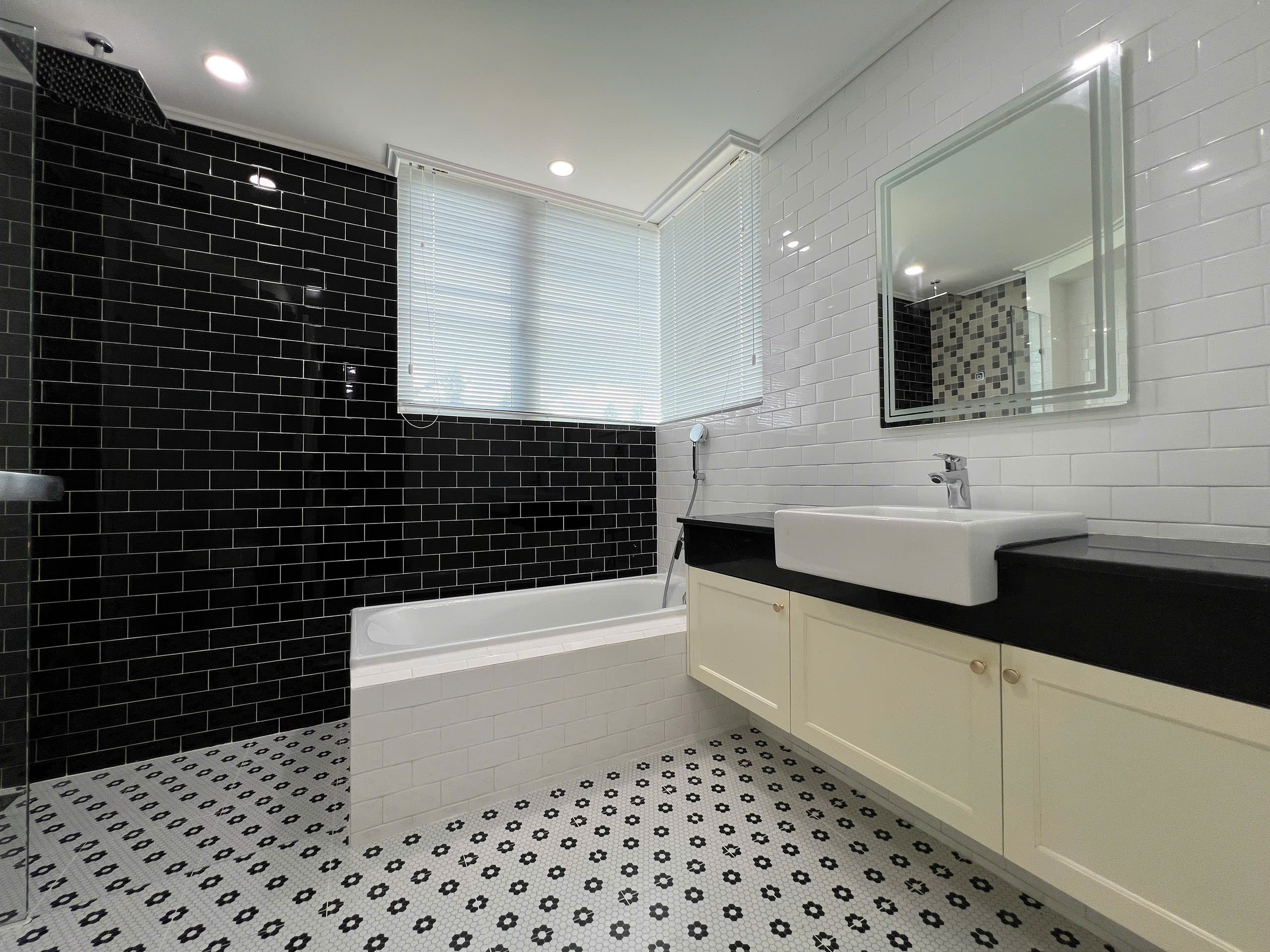 z7421907632474_b3dfbf4292f61dbe4b4ec127069c80e7