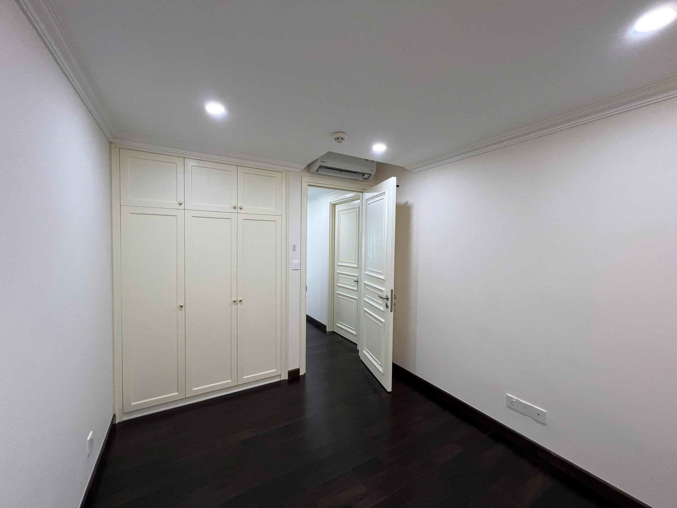 z7421907661828_a6acad97fe3870656c92263d2941afa9