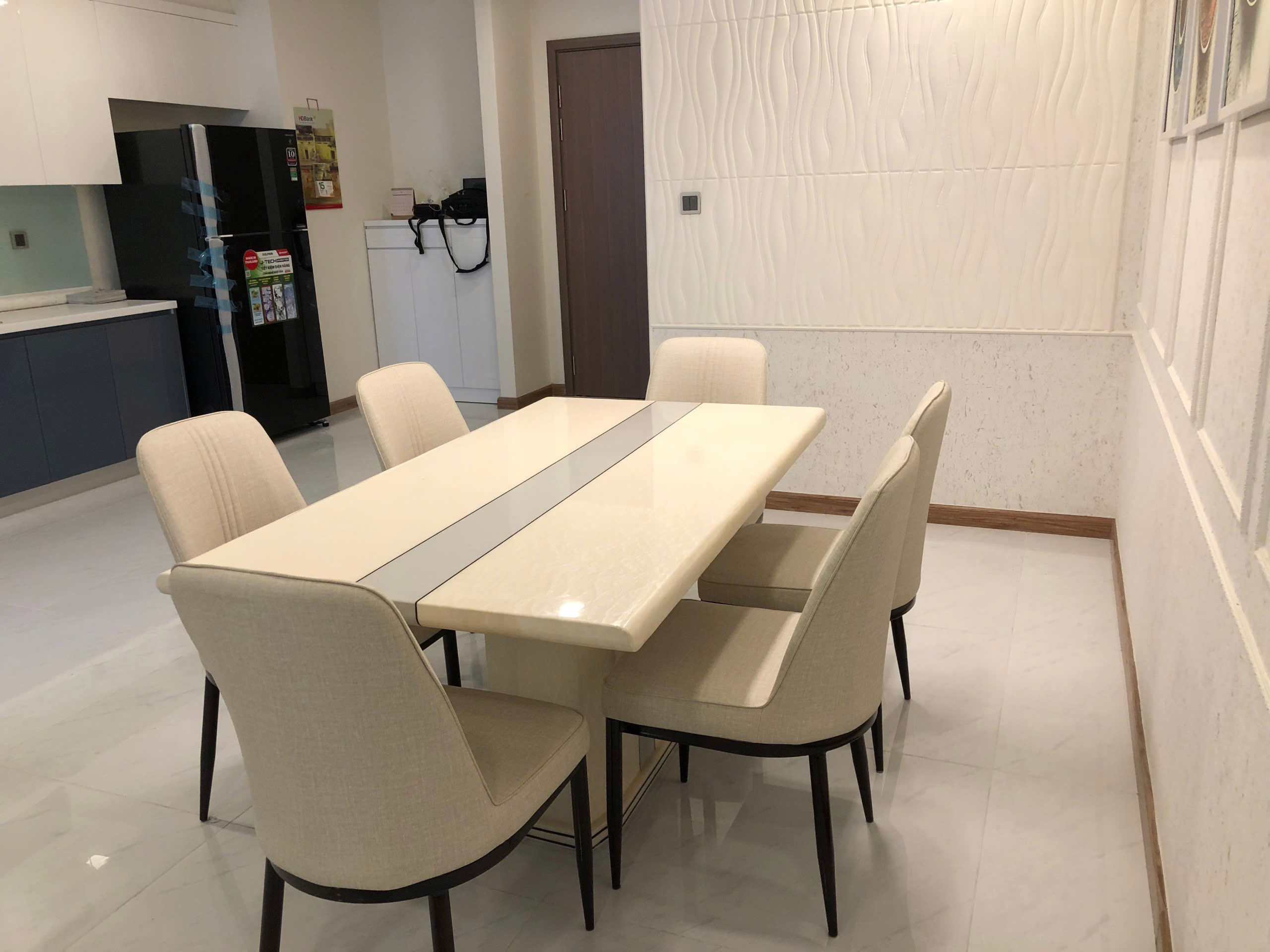 z7452480431663_6ca727a8af3af24288bc85244f35c2d0