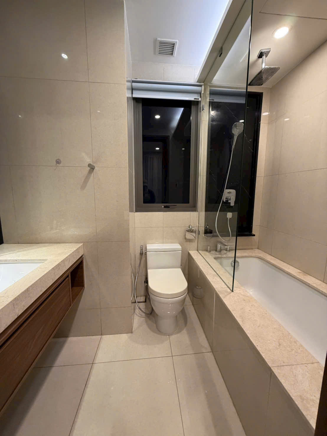 z7479088378304_c5ce361c852b19f134858b86e981d1b9